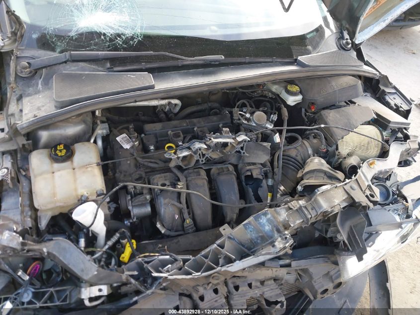 2018 Ford Focus S VIN: 1FADP3E22JL230895 Lot: 43892928