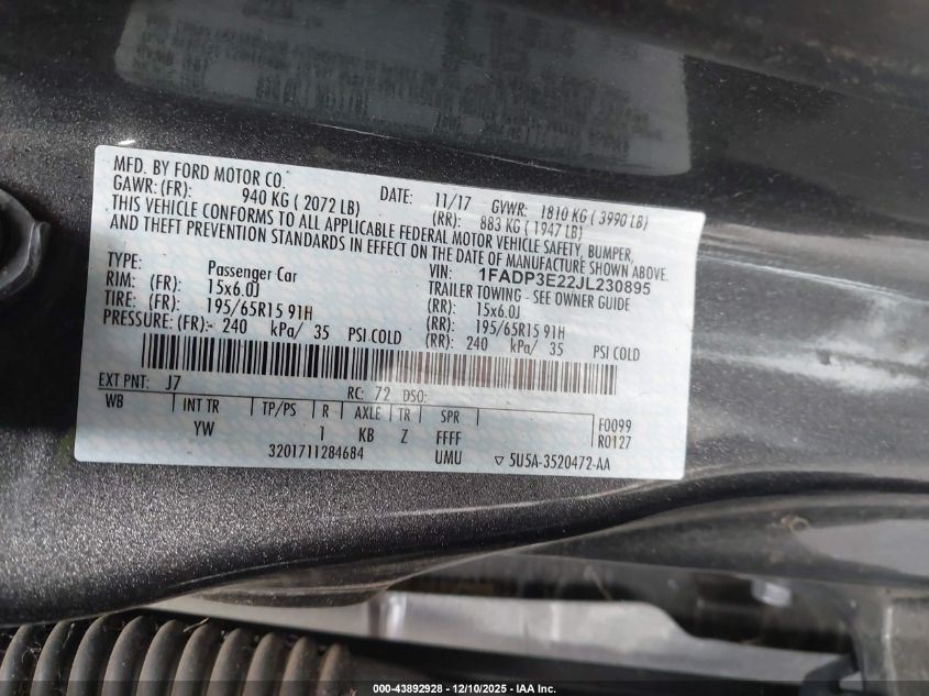 2018 Ford Focus S VIN: 1FADP3E22JL230895 Lot: 43892928