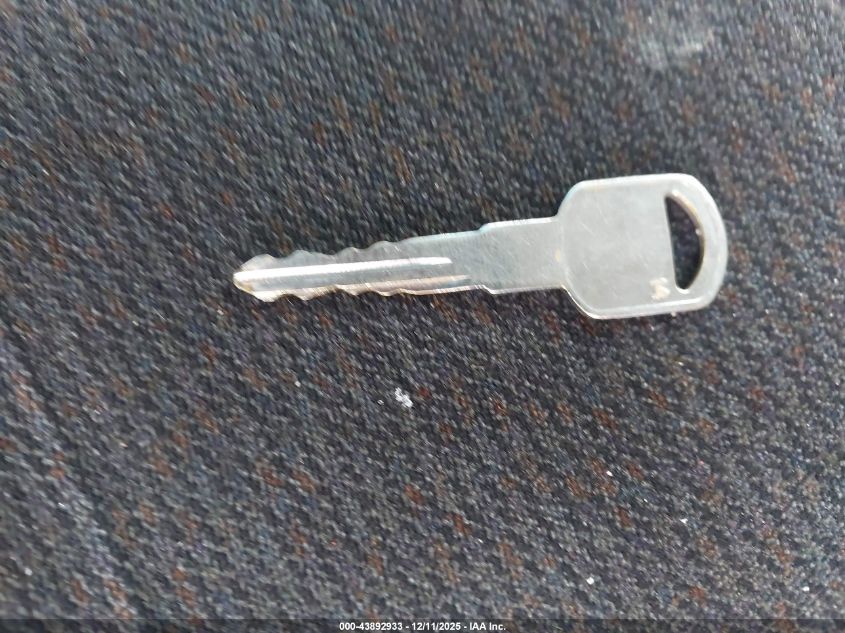 1999 GMC Sierra 2500 Sle VIN: 1GTFC29U3XZ522629 Lot: 43892933