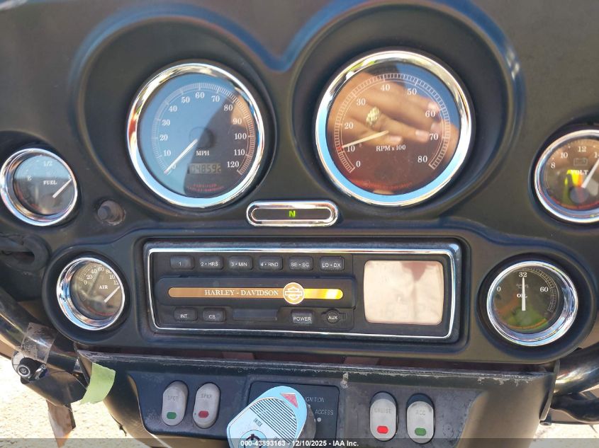 2003 Harley-Davidson Flhtcui VIN: 1HD1FCW163Y620361 Lot: 43893163