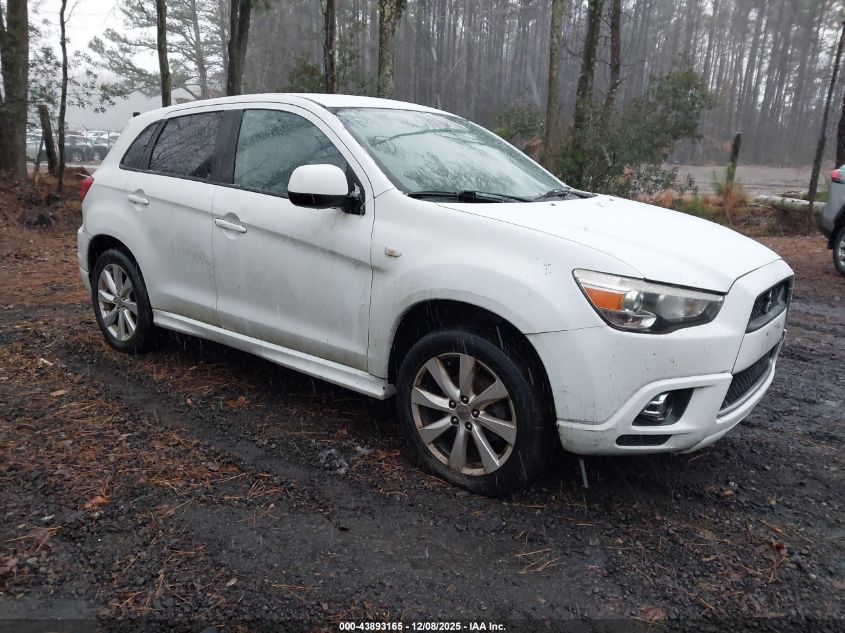 MITSUBISHI OUTLANDER SPORT SE