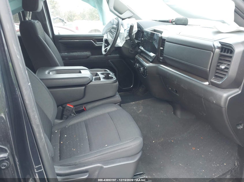 2024 Chevrolet Silverado