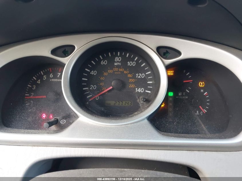 2004 Toyota Highlander V6 VIN: JTEEP21A940003727 Lot: 43893198