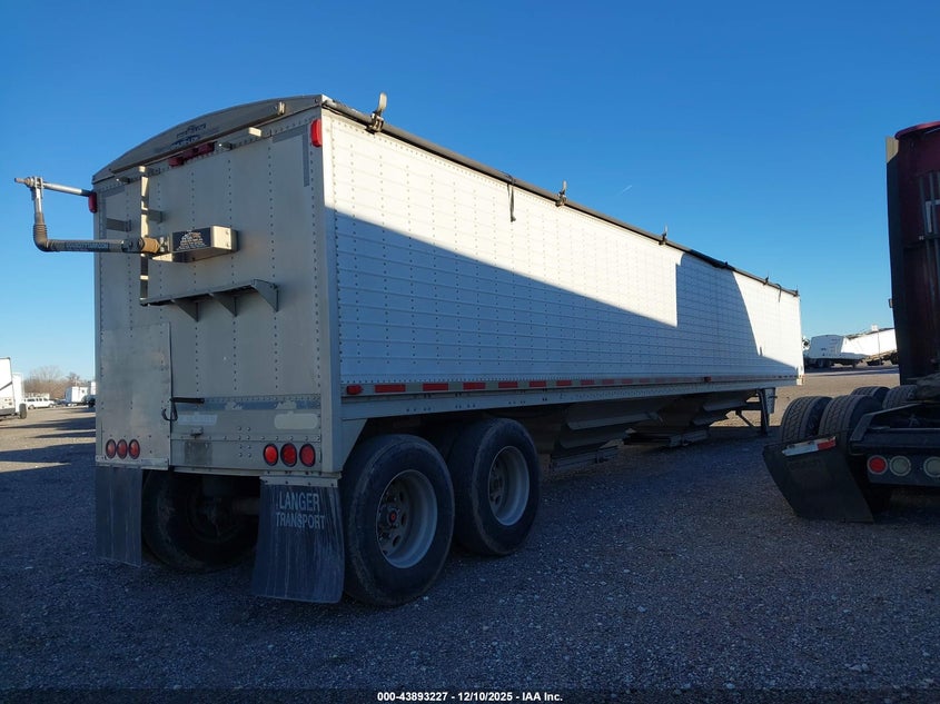 1997 WILSON TRAILER CO GRAIN TRAILER auction photo 4