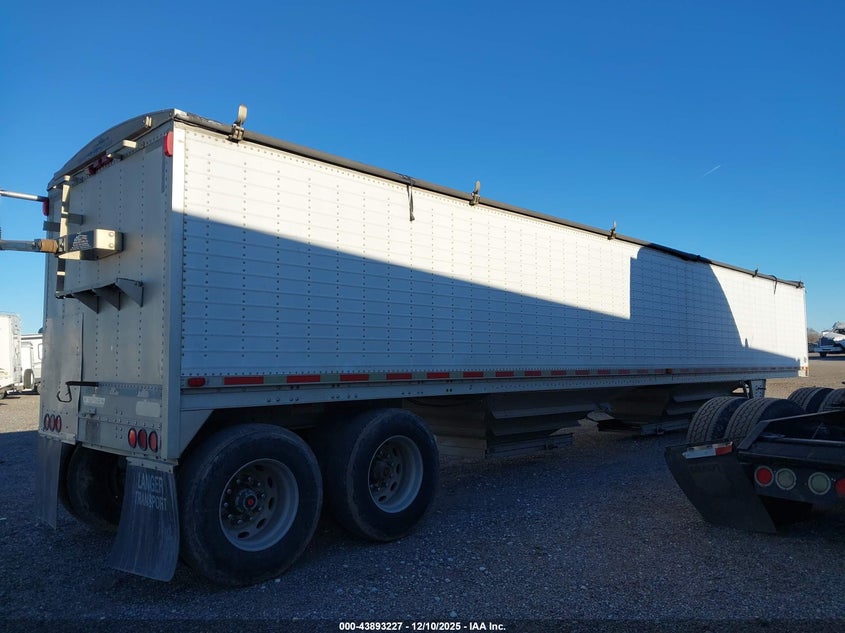 1997 WILSON TRAILER CO GRAIN TRAILER auction photo 5