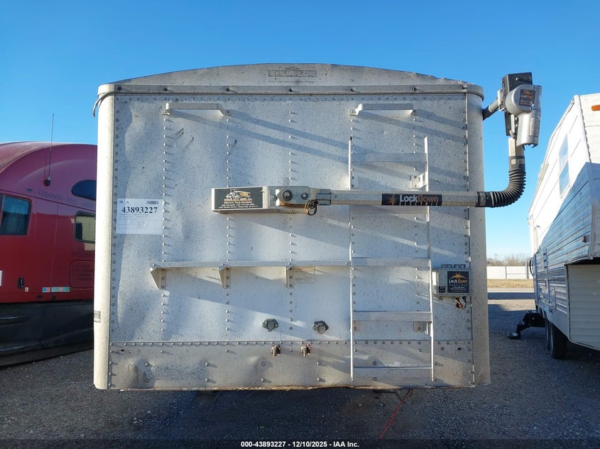 1997 WILSON TRAILER CO GRAIN TRAILER auction photo 7