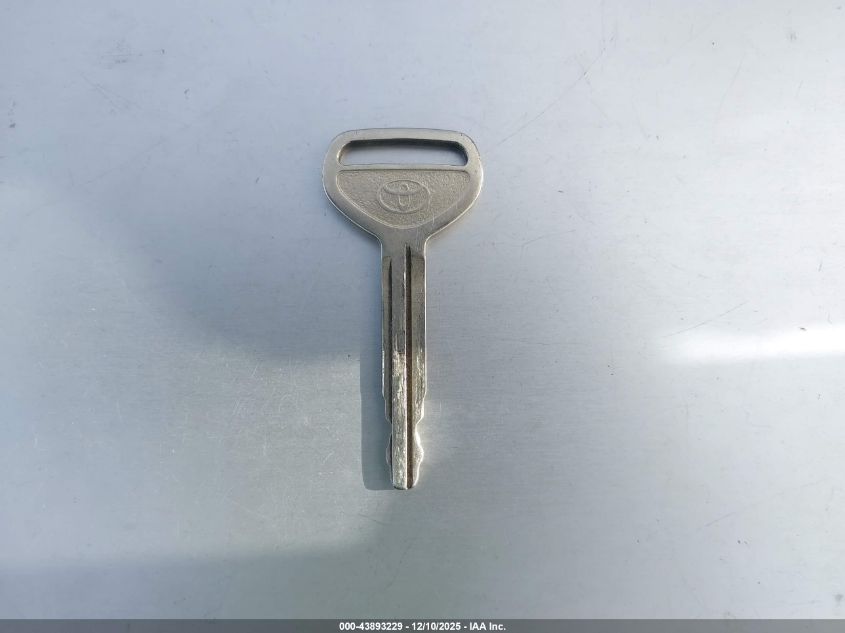 2002 Toyota Corolla Ce VIN: 1NXBR12E52Z566062 Lot: 43893229