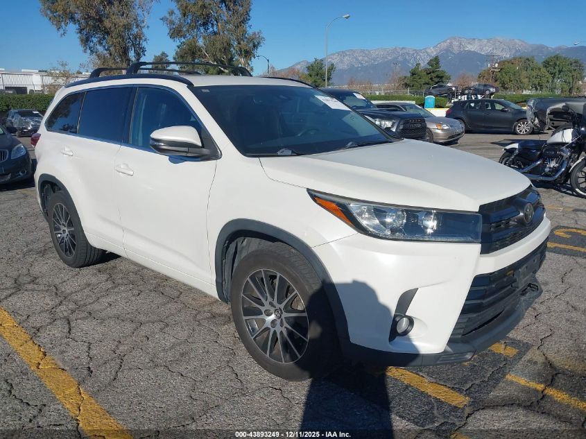TOYOTA HIGHLANDER SE
