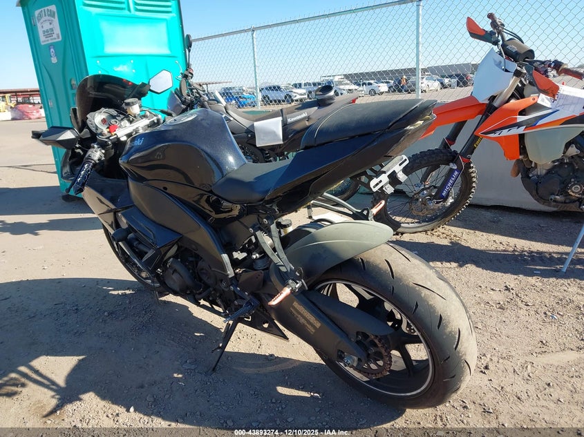 2010 Kawasaki Zx1000 F