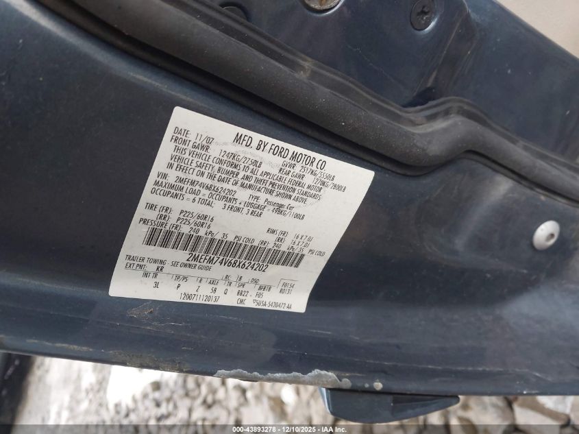 2008 Mercury Grand Marquis Gs VIN: 2MEFM74V68X624202 Lot: 43893278