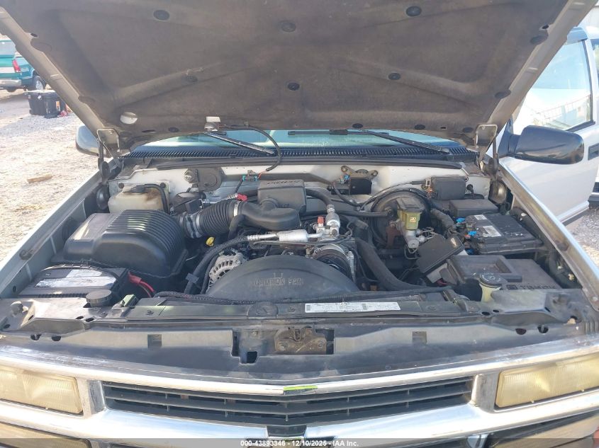 1996 Chevrolet Gmt-400 C1500 VIN: 1GCEC19R4TE227977 Lot: 43893346