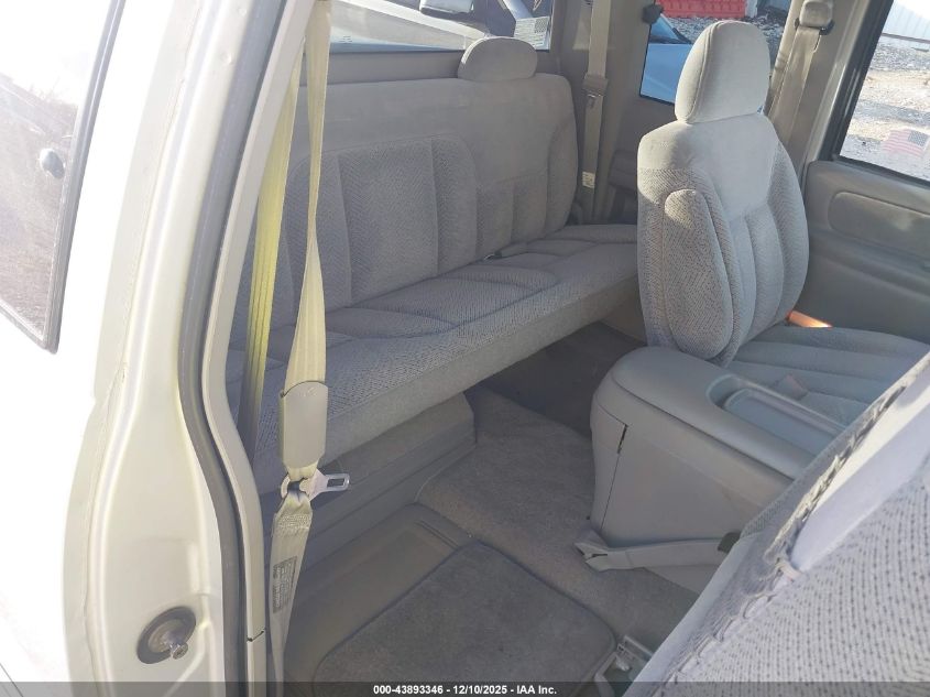 1996 Chevrolet Gmt-400 C1500 VIN: 1GCEC19R4TE227977 Lot: 43893346