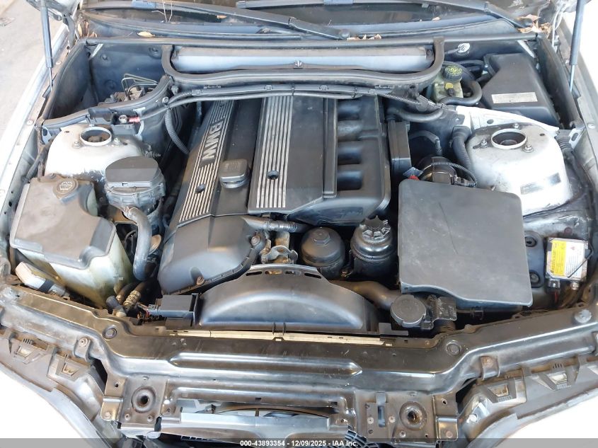 2003 BMW 325Xi VIN: WBAEU33413PH90673 Lot: 43893354