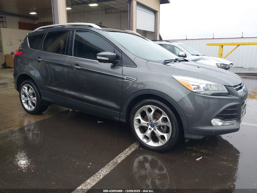 FORD ESCAPE TITANIUM