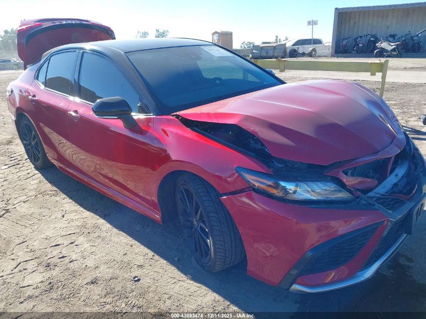 TOYOTA CAMRY HYBRID XSE HYBRID