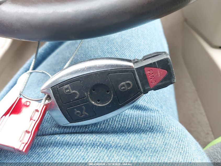 2014 Mercedes-Benz C 250 Sport VIN: WDDGF4HB0EA962283 Lot: 43893589