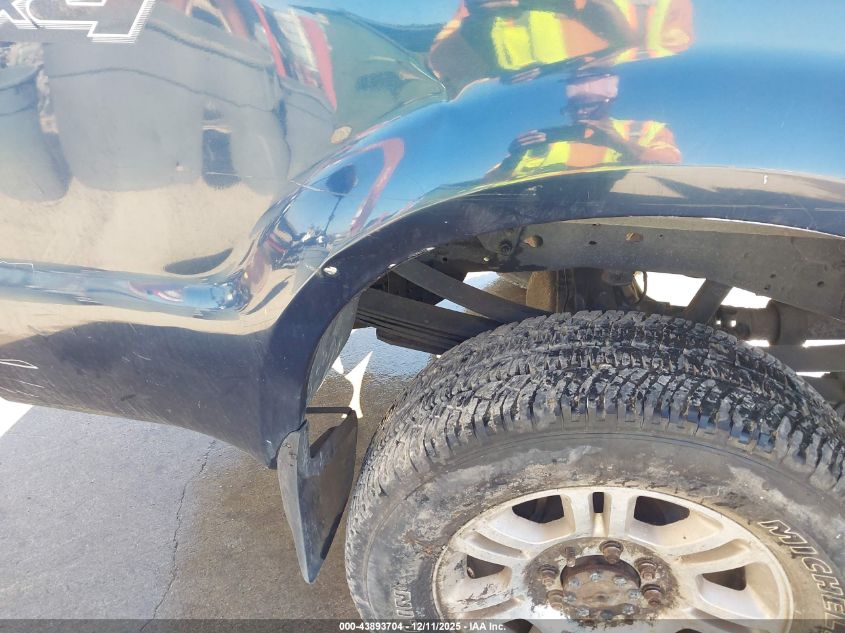 2005 Ford F-350 Lariat/Xl/Xlt VIN: 1FTWW31P85EC26786 Lot: 43893704