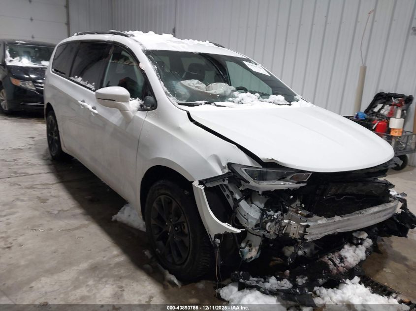 CHRYSLER PACIFICA TOURING L AWD