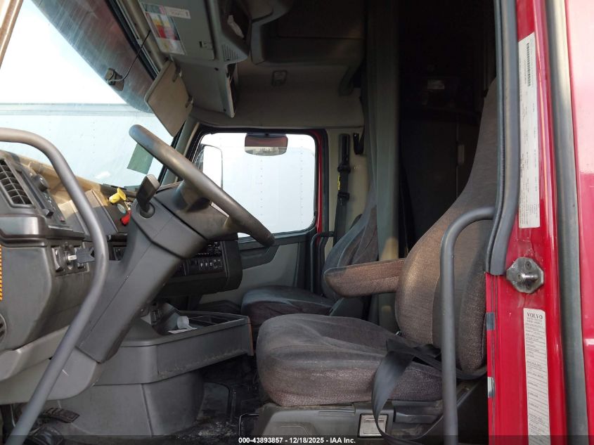 2019 Volvo Vnl VIN: 4V4NC9EH1KN215123 Lot: 43893857