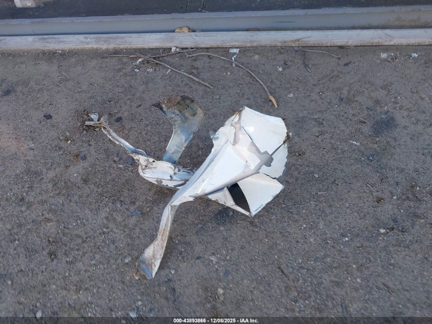 2004 Lexus Es 330 VIN: JTHBA30G240020145 Lot: 43893866