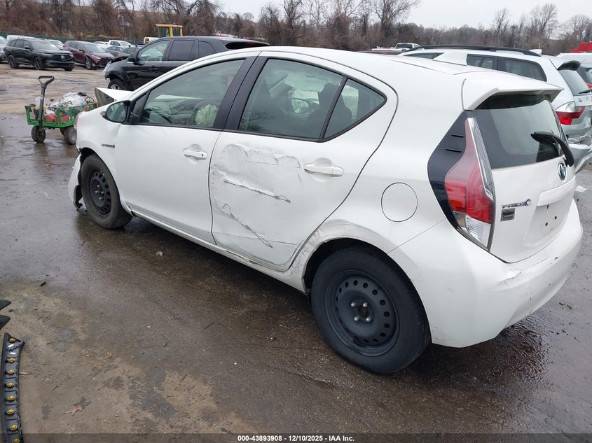 2016 Toyota Prius C One