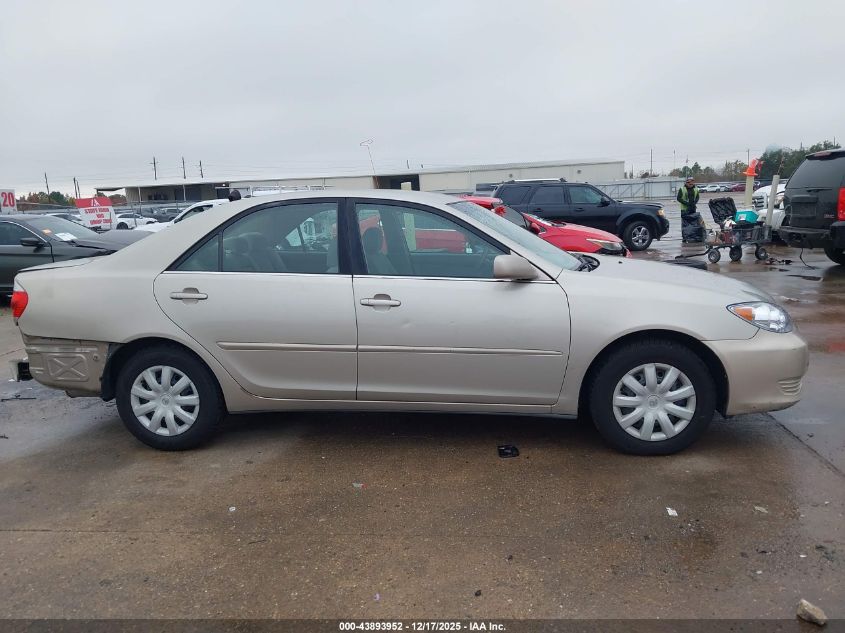2005 Toyota Camry Le VIN: 4T1BE32K35U977879 Lot: 43893952