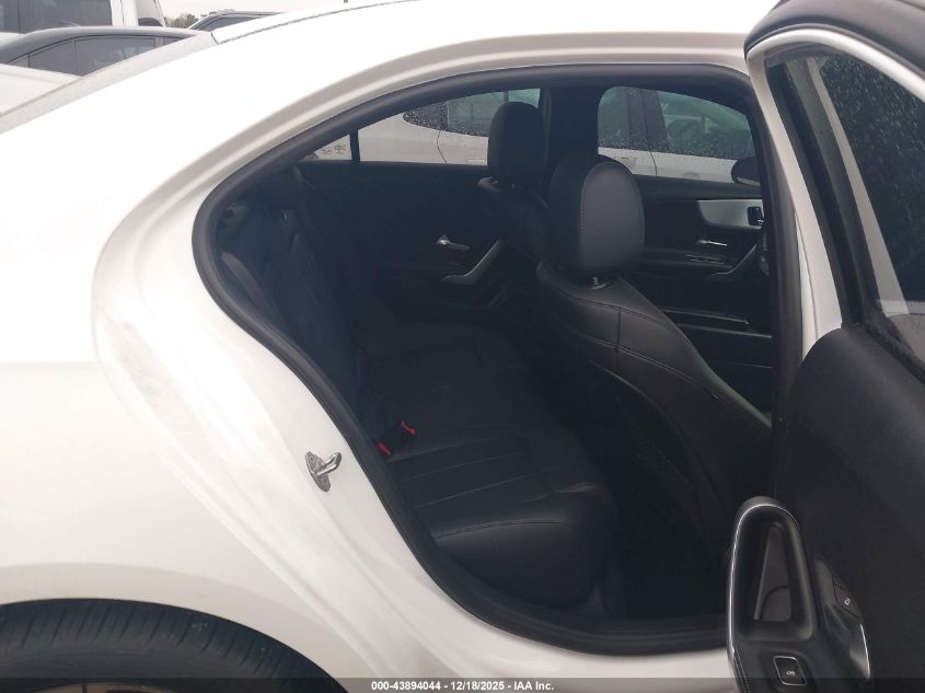 2019 Mercedes-Benz A 220 4Matic VIN: WDD3G4FB2KW035122 Lot: 43894044