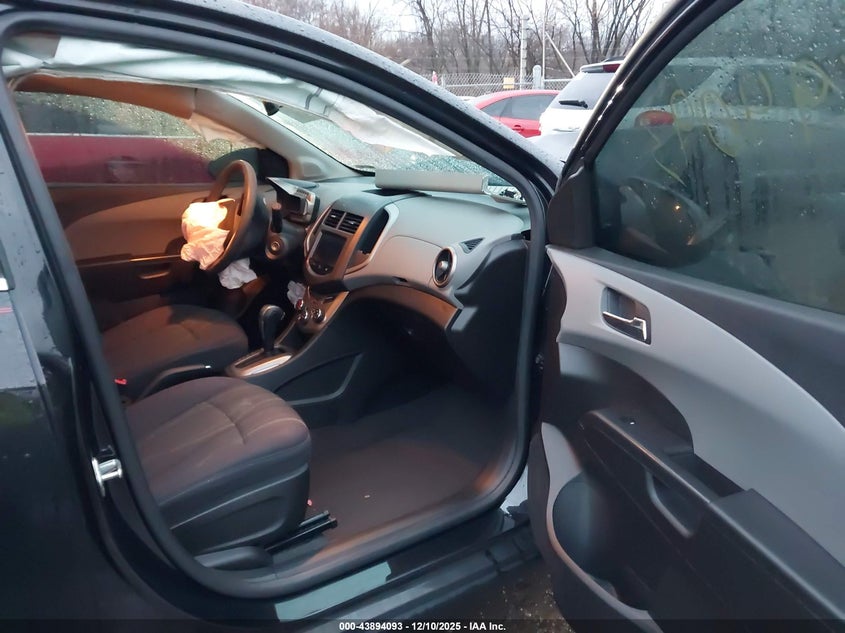 2013 Chevrolet Sonic Lt Auto