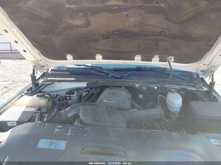 2005 Chevrolet Tahoe Z71 VIN: 1GNEK13T05R212659 Lot: 43894101