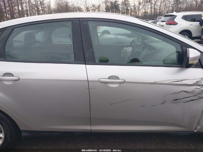 2016 Ford Focus Se VIN: 1FADP3F27GL375938 Lot: 43894143