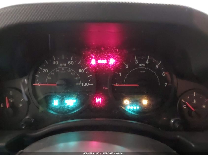 2008 Jeep Wrangler X VIN: 1J4FA24148L555513 Lot: 43894150