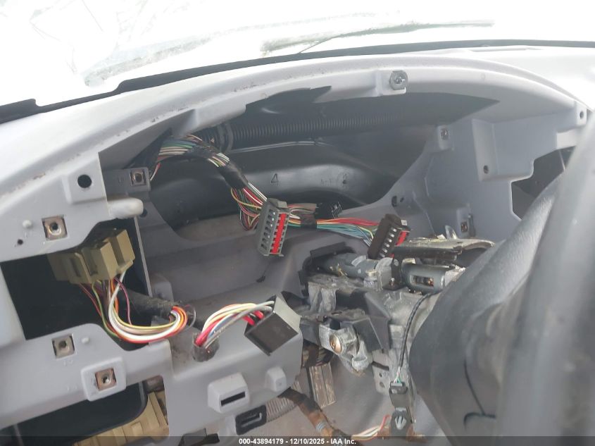 1994 Ford F150 VIN: 2FTEF15NBRCA13714 Lot: 43894179