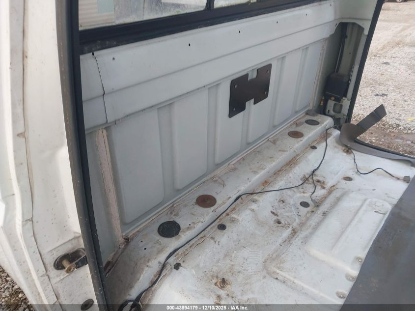 1994 Ford F150 VIN: 2FTEF15NBRCA13714 Lot: 43894179