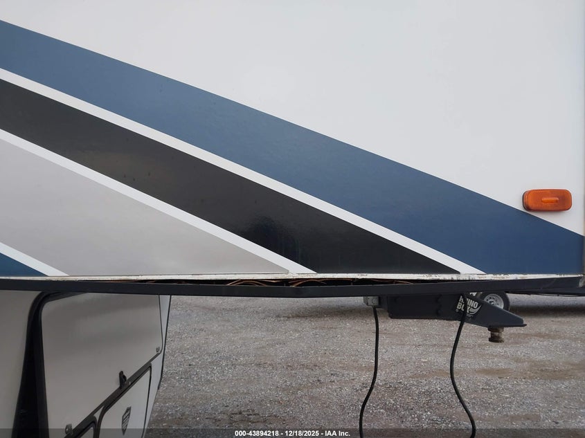 2022 FOREST RIVER VENGEANCE 4007 auction photo 6