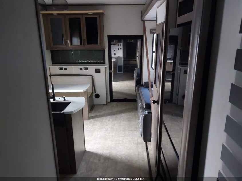 2022 FOREST RIVER VENGEANCE 4007 auction photo 8