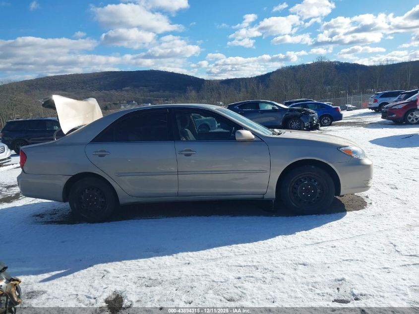 2004 Toyota Camry Le VIN: 4T1BE32KX4U790914 Lot: 43894315