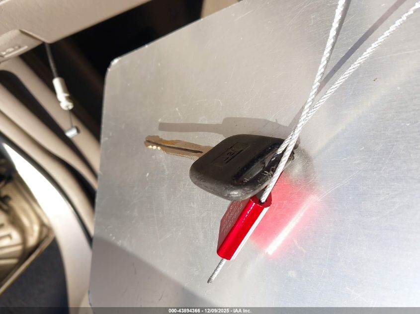 2003 Toyota Camry Le VIN: 4T1BE32K73U718325 Lot: 43894366