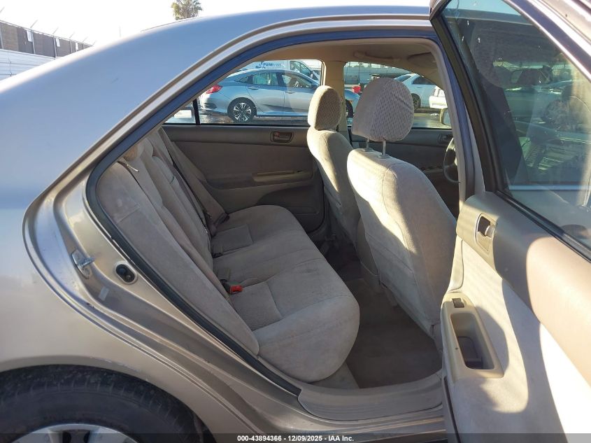 2003 Toyota Camry Le VIN: 4T1BE32K73U718325 Lot: 43894366