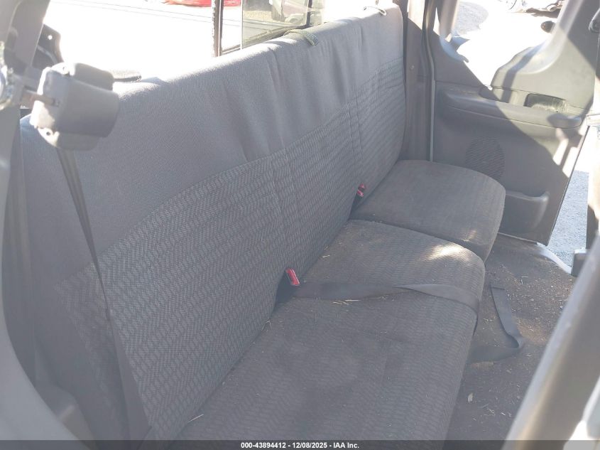 2001 Ford F-150 Lariat/Xl/Xlt VIN: 1FTRX07W41KE67182 Lot: 43894412