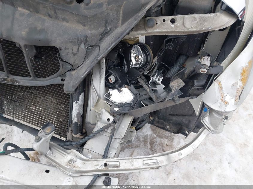 2004 Lexus Es 330 VIN: JTHBA30G045007302 Lot: 43894432