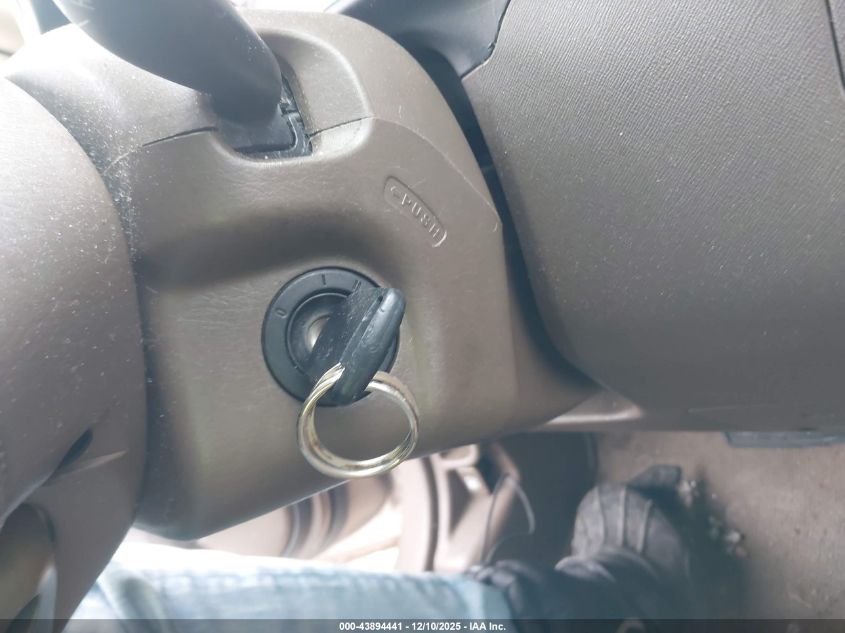 2002 Honda Cr-V Ex VIN: JHLRD78802C025516 Lot: 43894441