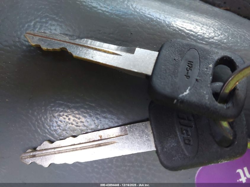 2016 Ford E-350 Cutaway VIN: 1FDWE3FS0GDC41416 Lot: 43894446