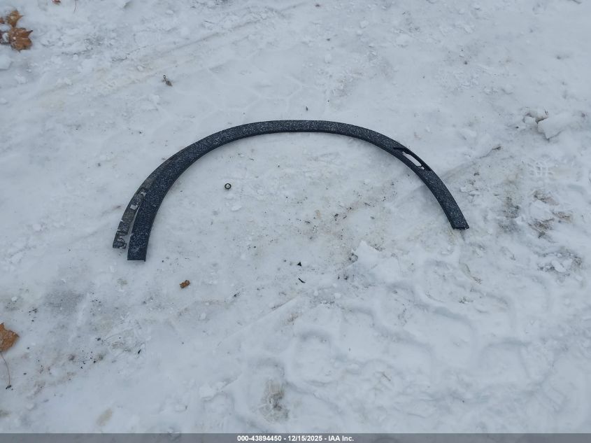 2018 Cadillac Xt5 Luxury VIN: 1GYKNDRS2JZ124333 Lot: 43894450