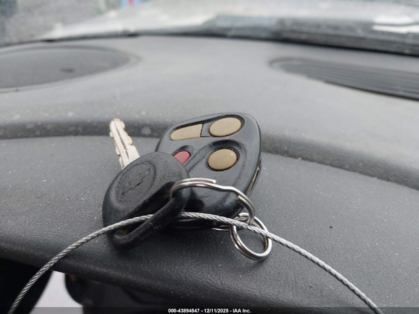 2002 Chevrolet Blazer Ls VIN: 1GNCS18W42K224151 Lot: 43894547