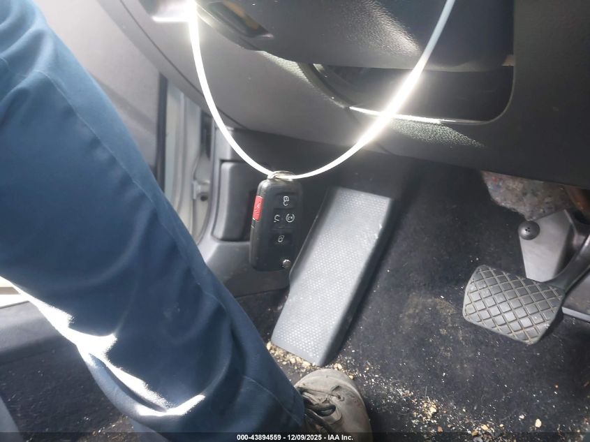 2021 Volkswagen Passat 2.0T Se VIN: 1VWSA7A35MC013190 Lot: 43894559