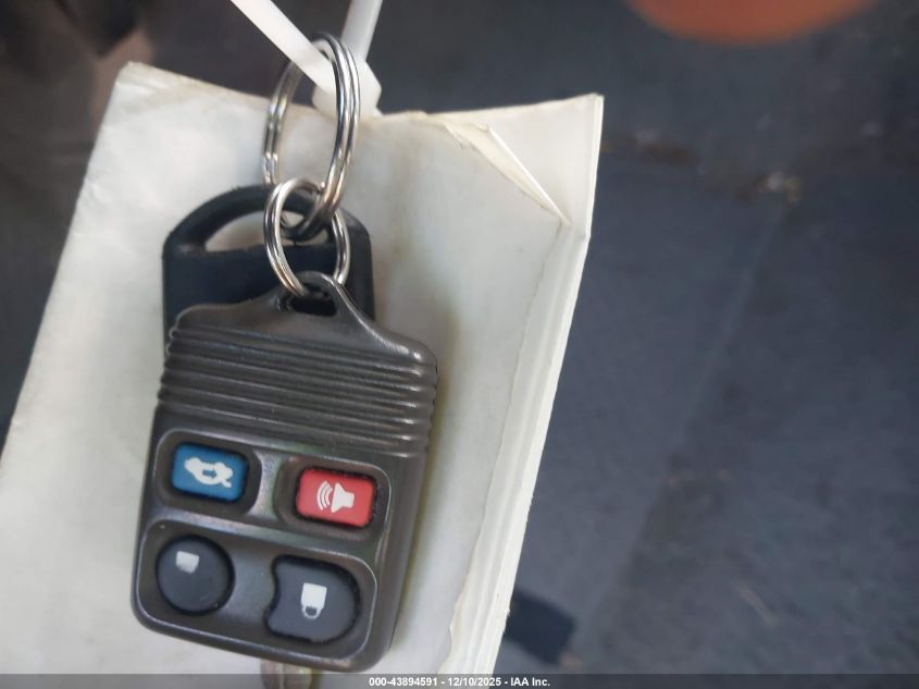 2003 Ford Crown Victoria Lx VIN: 2FAFP74W93X151184 Lot: 43894591