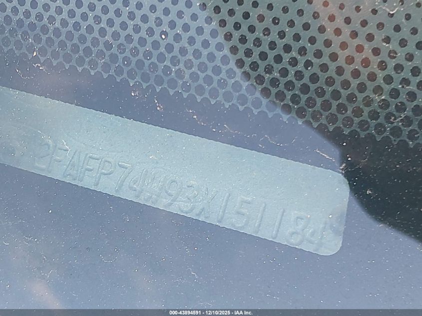 2003 Ford Crown Victoria Lx VIN: 2FAFP74W93X151184 Lot: 43894591