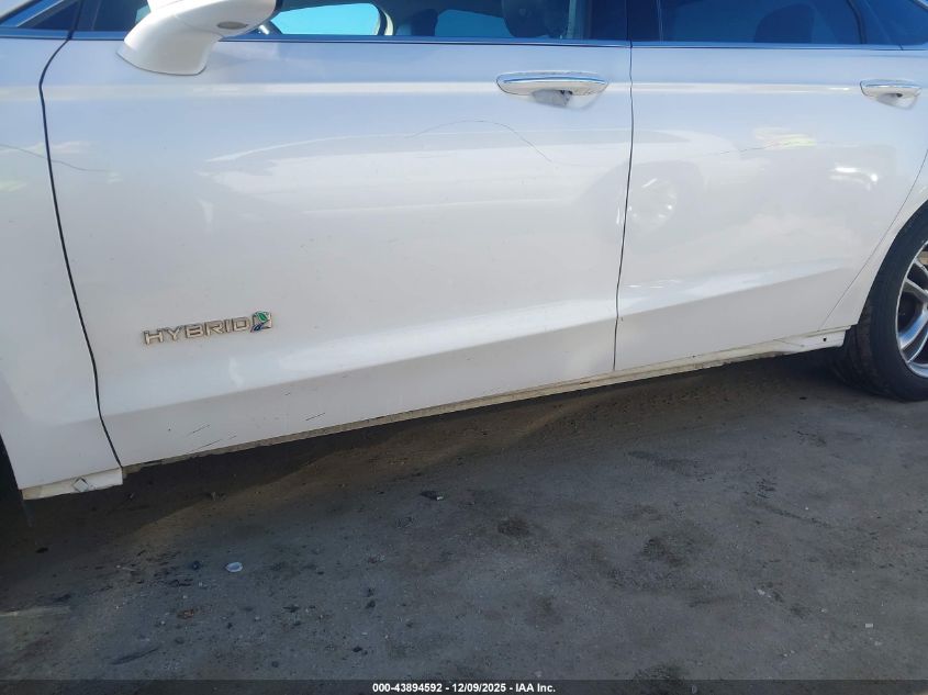 2015 Ford Fusion Hybrid Titanium VIN: 3FA6P0RU3FR199071 Lot: 43894592