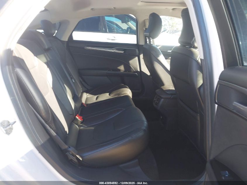 2015 Ford Fusion Hybrid Titanium VIN: 3FA6P0RU3FR199071 Lot: 43894592