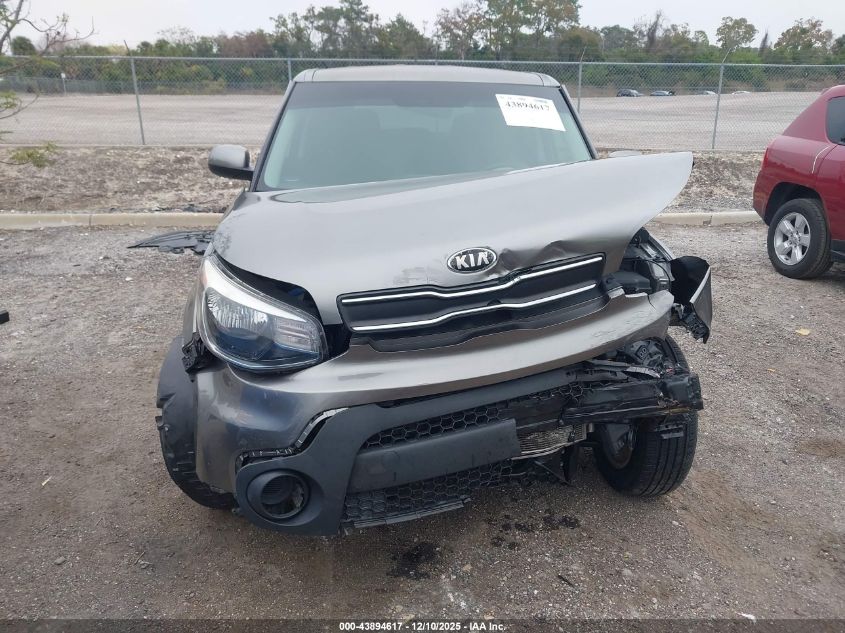2018 Kia Soul VIN: KNDJN2A27J7621956 Lot: 43894617
